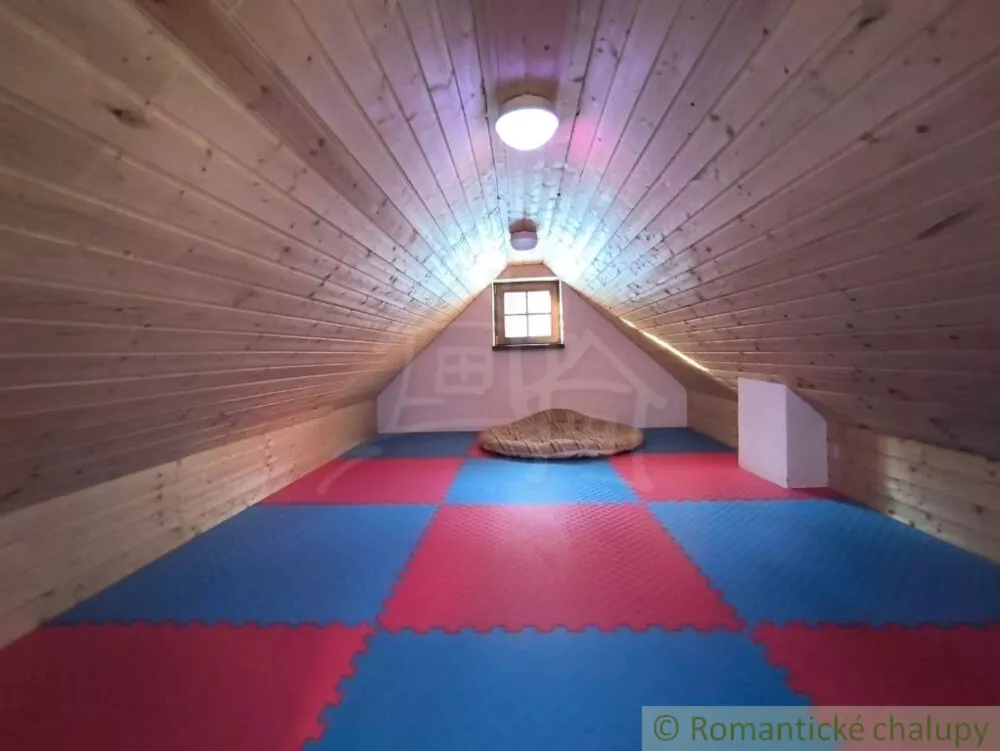 Rodinný dom na predaj 250m2, Hodruša - Hámre, 176580_29