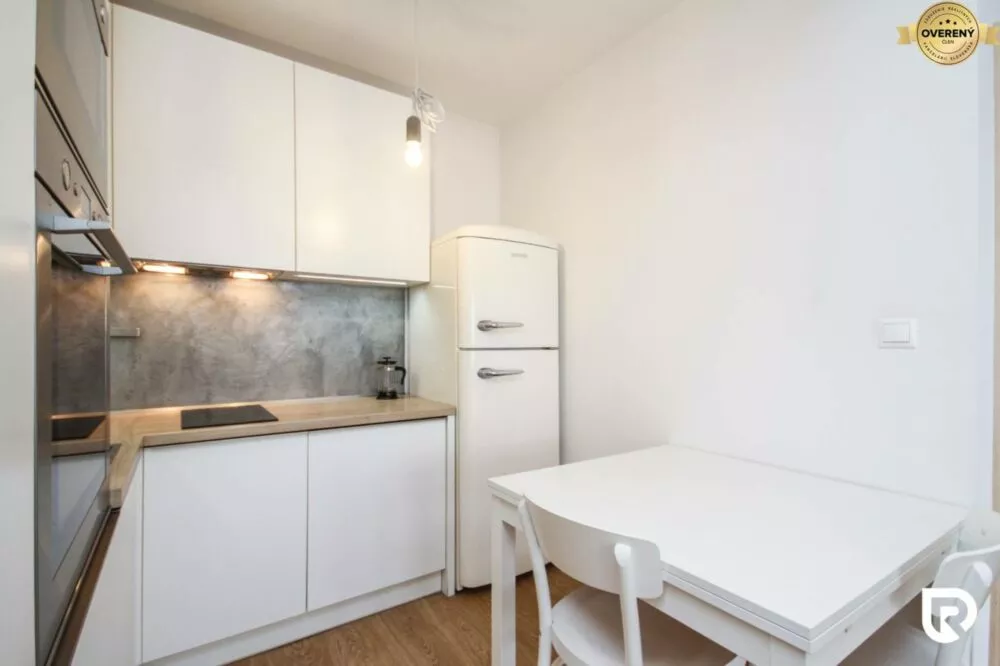 2 izbový byt na prenájom 44m2, Liptovská, Trenčín, 179529_1