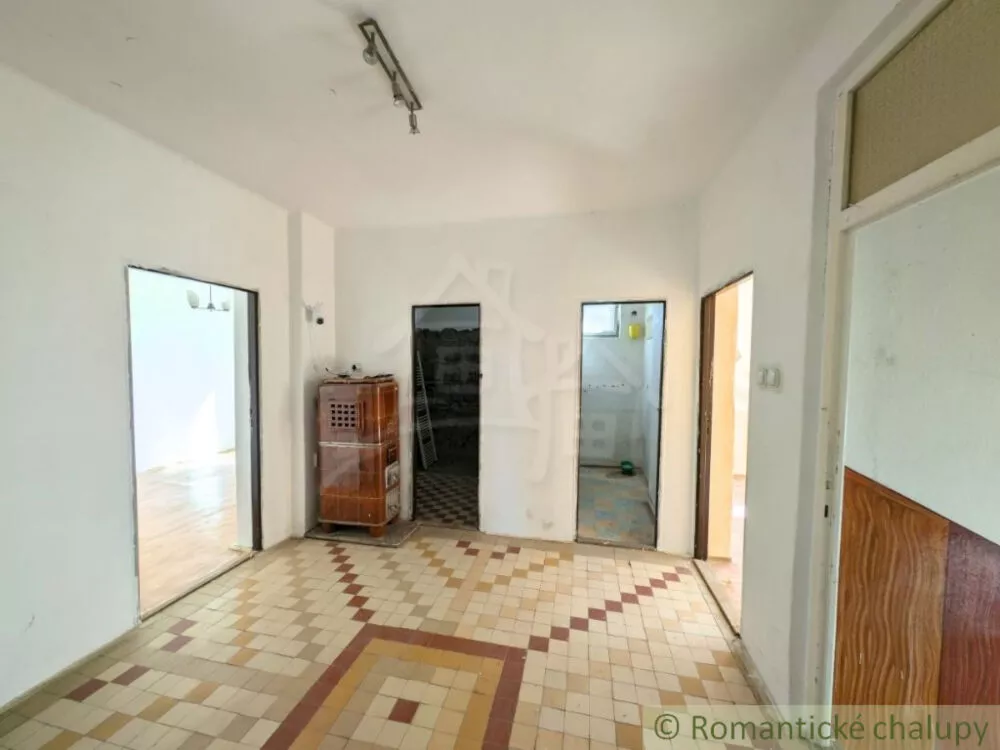 Rodinný dom na predaj 200m2, Žalobín, 162243_10