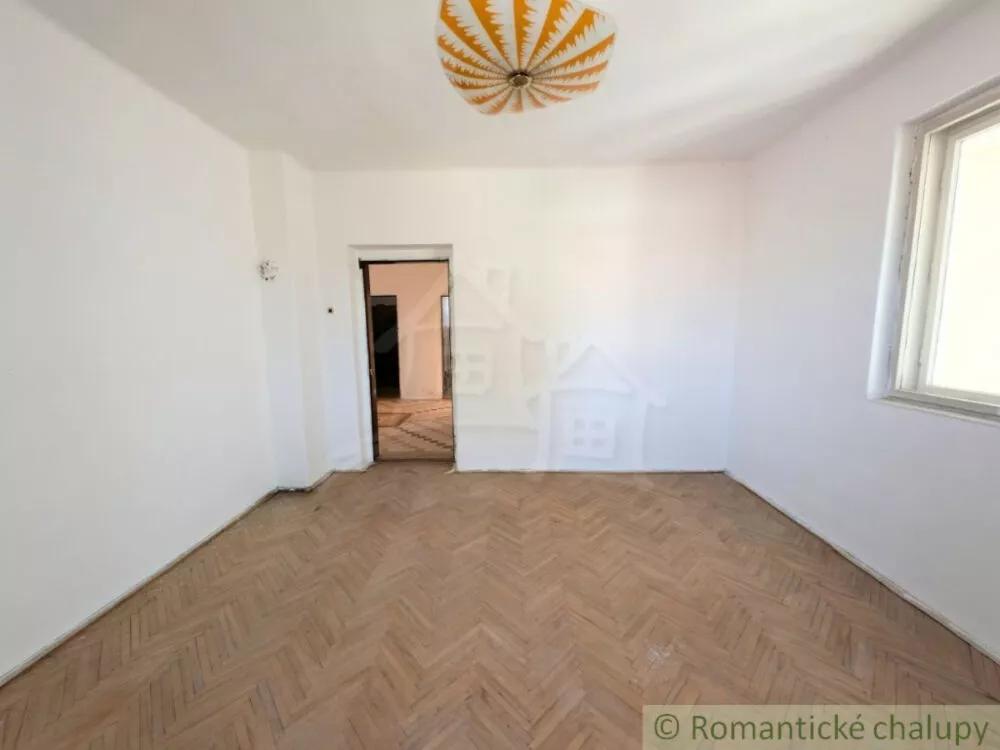 Rodinný dom na predaj 200m2, Žalobín, 162243_13