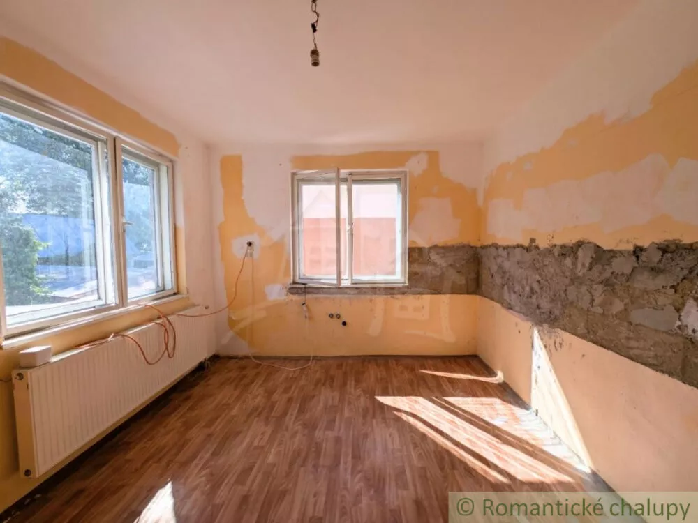 Rodinný dom na predaj 200m2, Žalobín, 162243_19