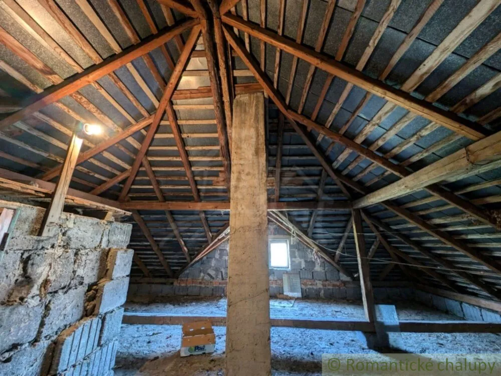 Rodinný dom na predaj 200m2, Žalobín, 162243_28