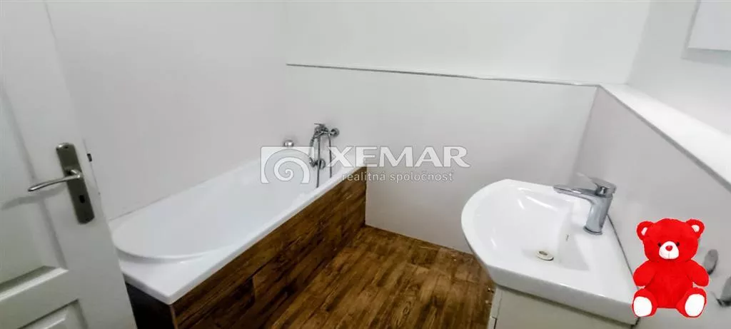 Rodinný dom na predaj 200m2, Lieskovská cesta, Lieskovec, 179615_9