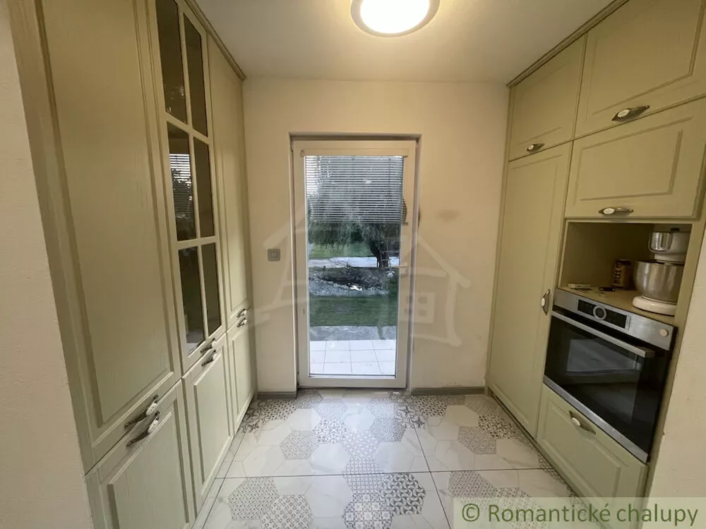 Rodinný dom na predaj 400m2, Cabaj - Čápor, 161680_5