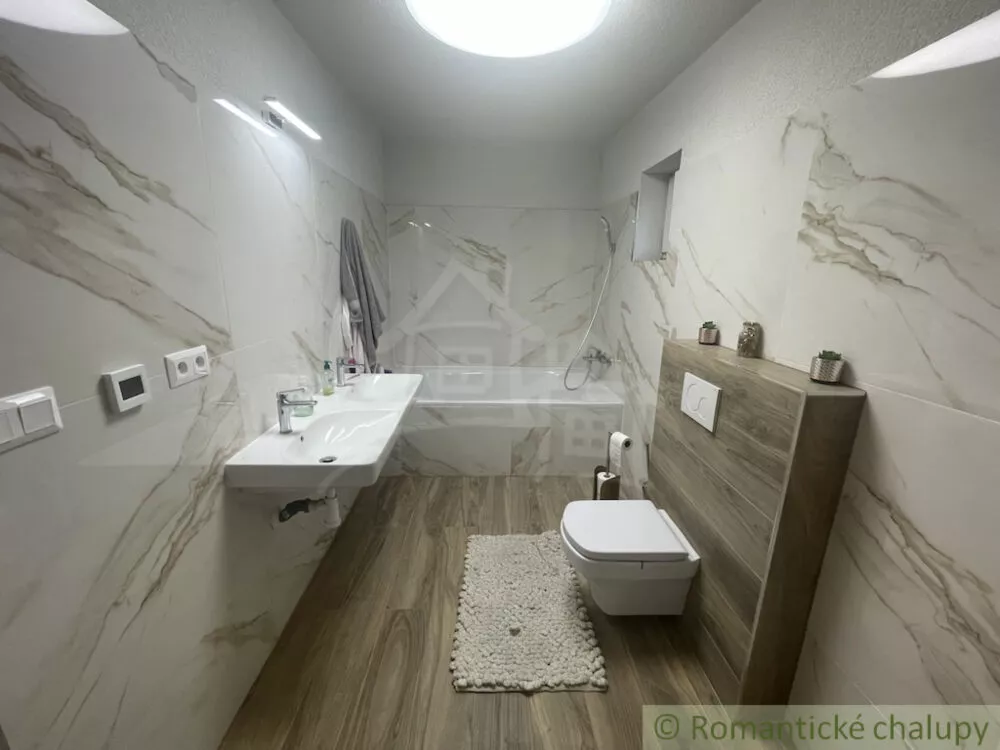 Rodinný dom na predaj 400m2, Cabaj - Čápor, 161680_13