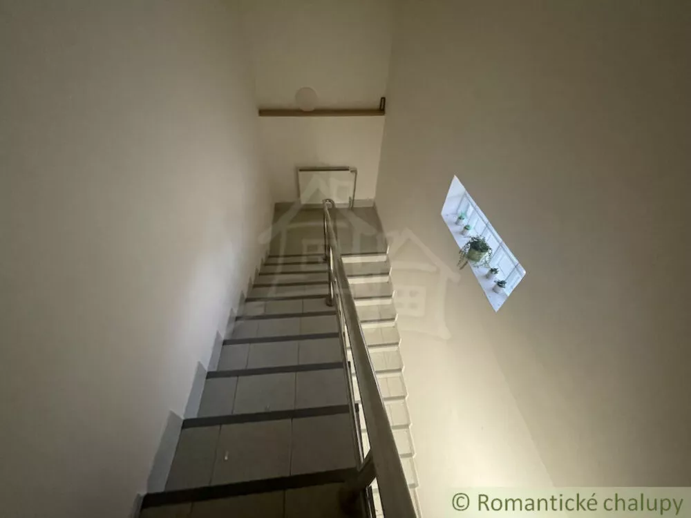 Rodinný dom na predaj 400m2, Cabaj - Čápor, 161680_21