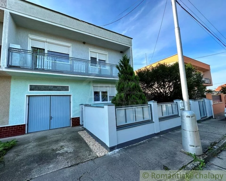 Rodinný dom na predaj 160m2, Kolárovo, 131002_0