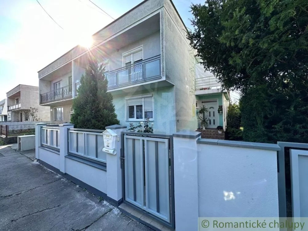 Rodinný dom na predaj 160m2, Kolárovo, 131002_2