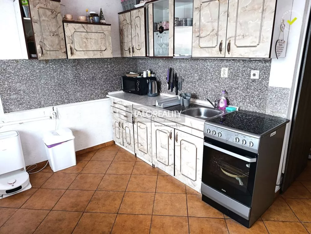 2 izbový byt na prenájom 46m2, Nováky, 179721_0