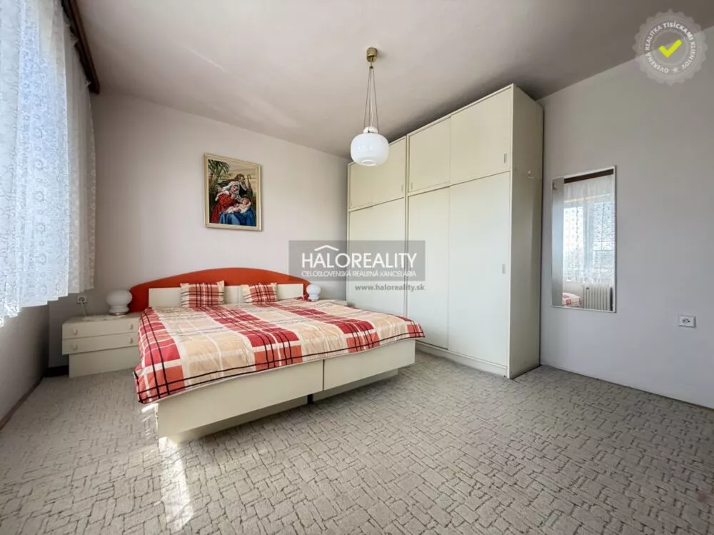 Rodinný dom na predaj 626m2, Oslany, 179758_8