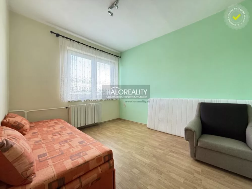 Rodinný dom na predaj 626m2, Oslany, 179758_10