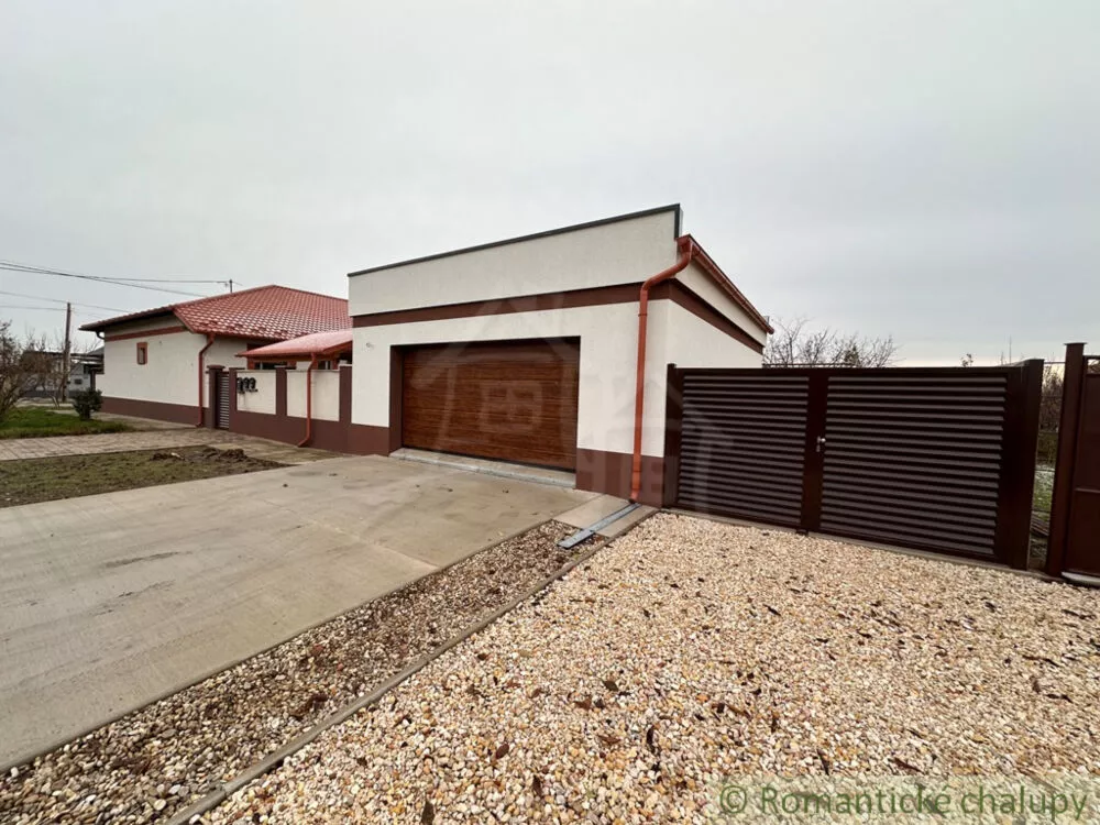 Rodinný dom na predaj 260m2, Kolárovo, 152346_2