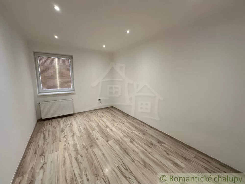 Rodinný dom na predaj 260m2, Kolárovo, 152346_8