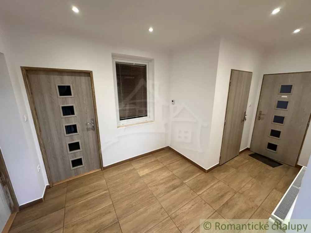 Rodinný dom na predaj 260m2, Kolárovo, 152346_11