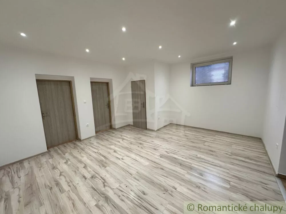 Rodinný dom na predaj 260m2, Kolárovo, 152346_13