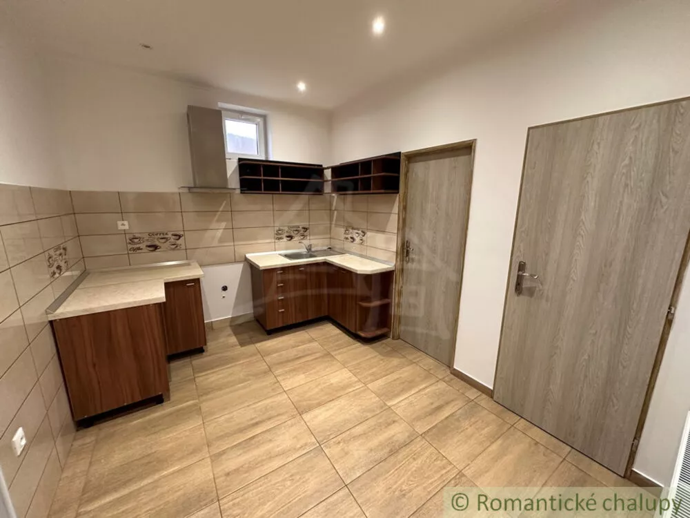 Rodinný dom na predaj 260m2, Kolárovo, 152346_14