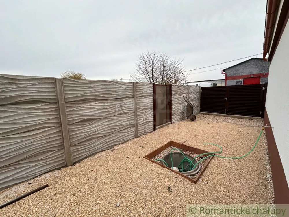 Rodinný dom na predaj 260m2, Kolárovo, 152346_27