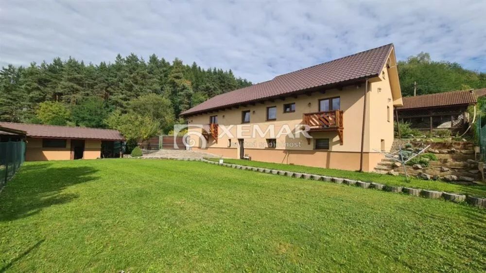 Rodinný dom na predaj 220m2, Korytárky, 179805_0