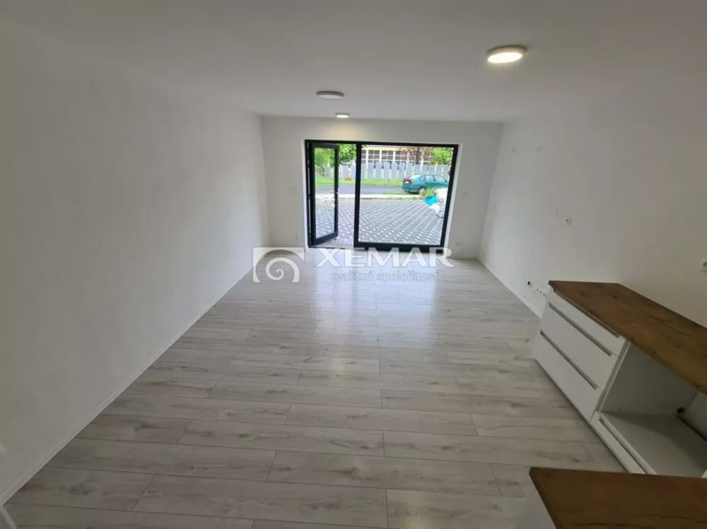 Nájomný dom na predaj 1153m2, Školská, Hriňová, 179833_13