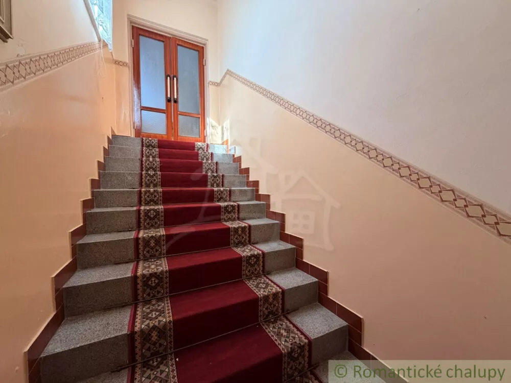 Rodinný dom na predaj 250m2, Nesvady, 179914_6