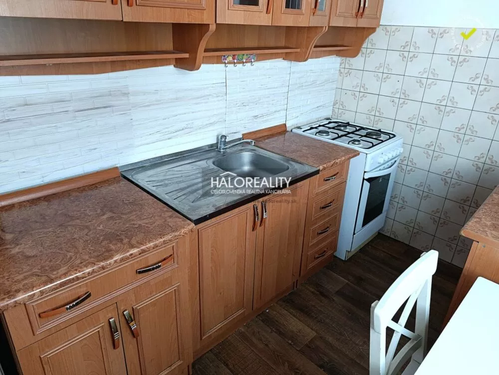 3 izbový byt na prenájom 63m2, Prievidza, 179943_1