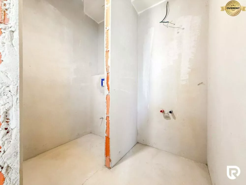 5 a viac izbový byt na predaj 155m2, Jesenského, Trenčín, 180092_14