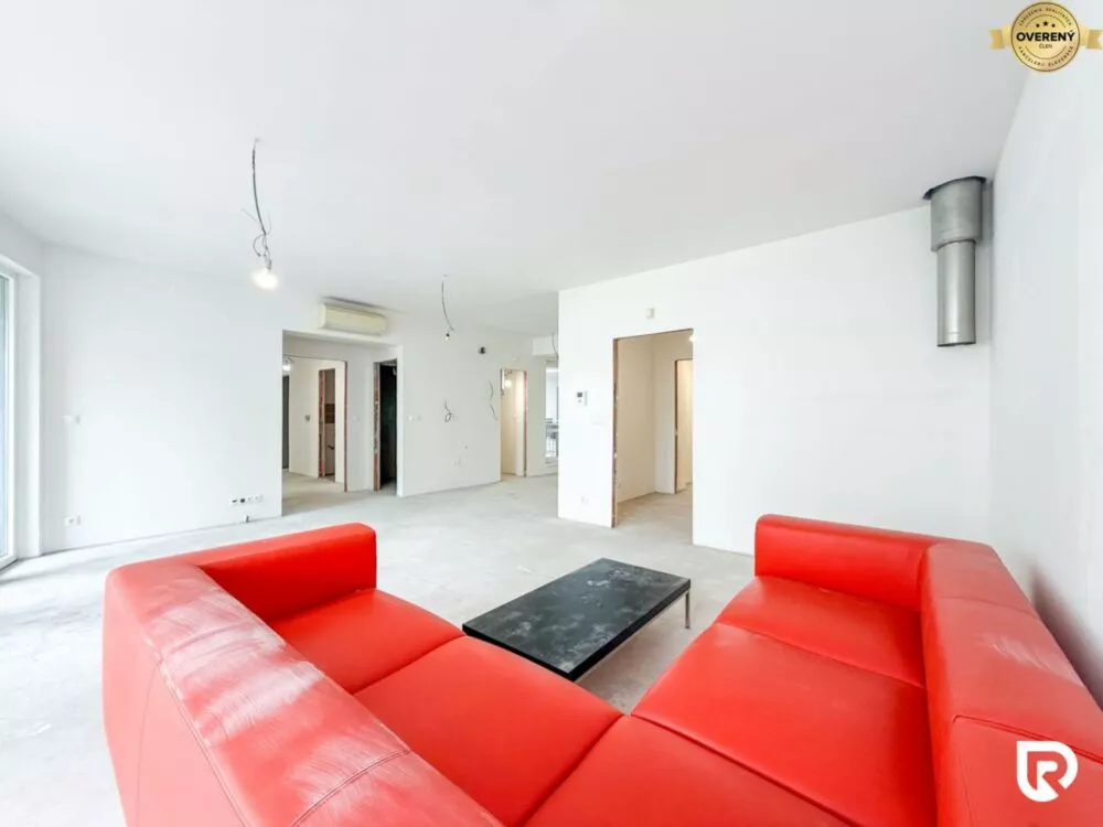 4 izbový byt na predaj 155m2, Jesenského, Trenčín, 180093_1