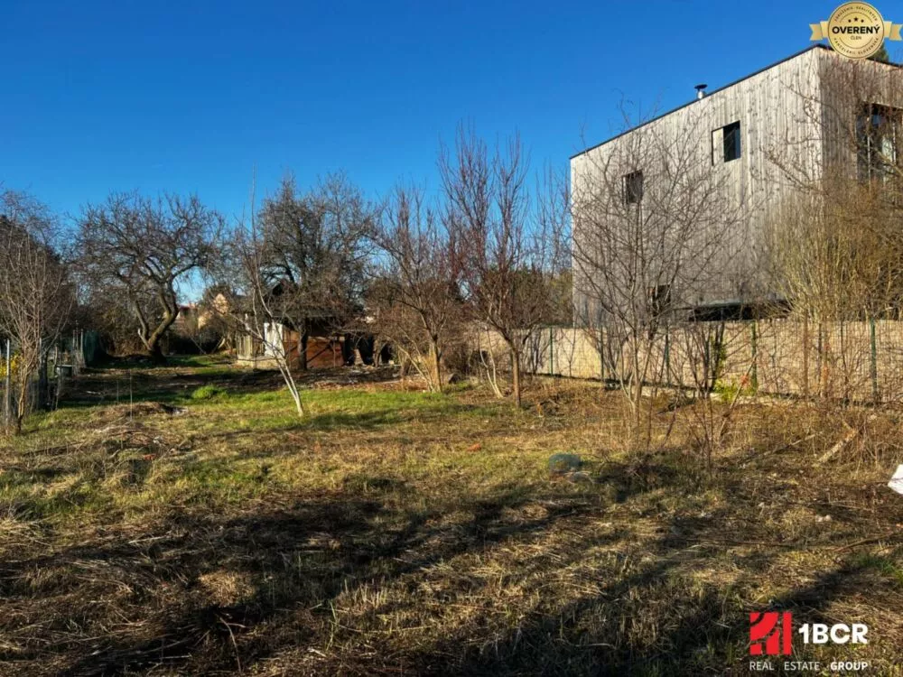 Pozemok pre rod. domy na predaj 801m2, Levanduľová, Bratislava - Vrakuňa, 180096_0