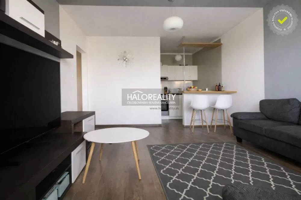 2 izbový byt na predaj 44m2, Štúrovo, 180140_0