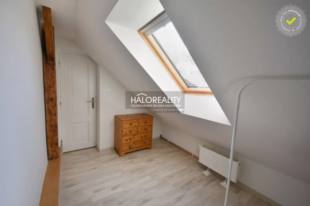 Rodinný dom na prenájom 1233m2, Nová Baňa, 180204_11