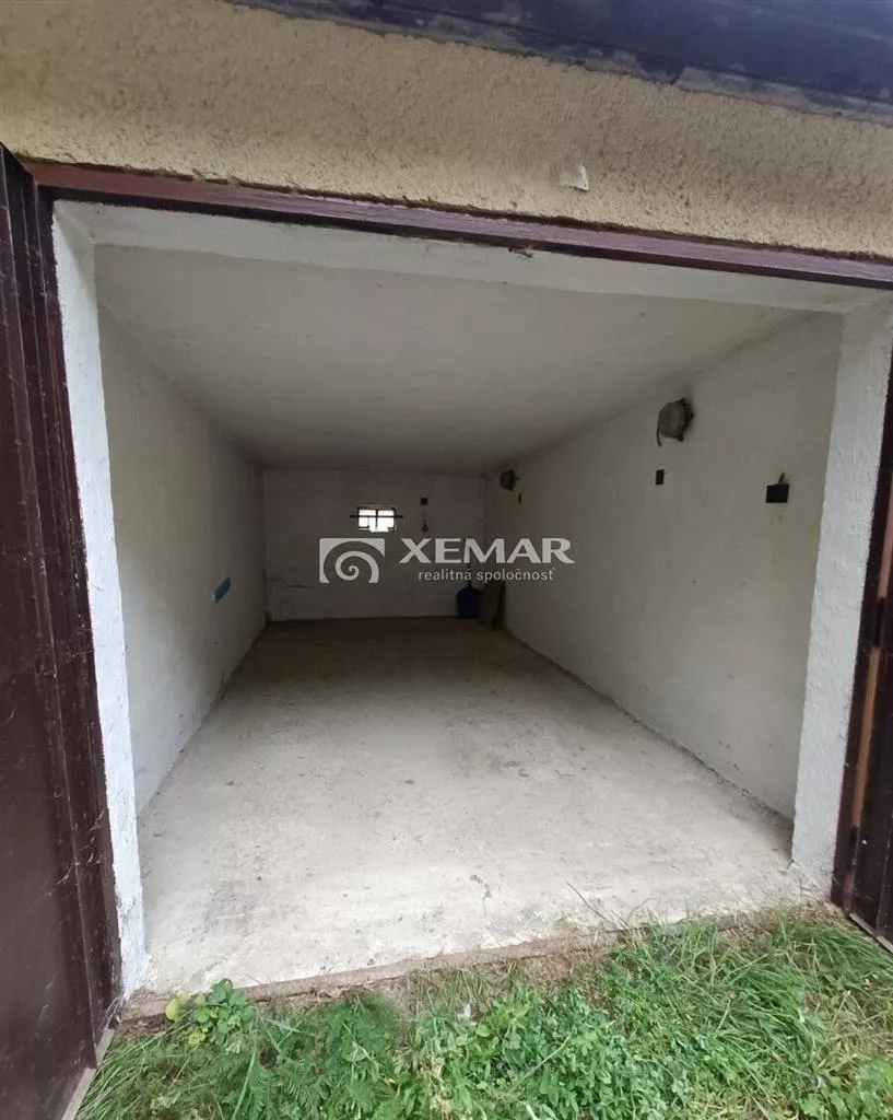 Garáž na predaj 20m2, Na Uhlisku, Banská Bystrica, 180246_0