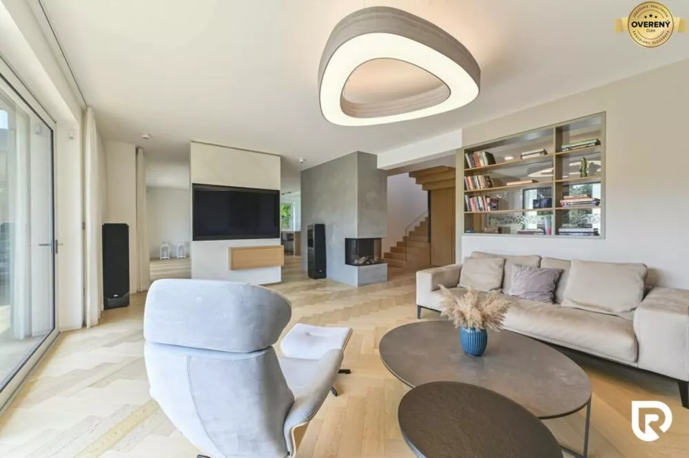 Rodinný dom na predaj 420m2, Križovany nad Dudváhom, 180377_6