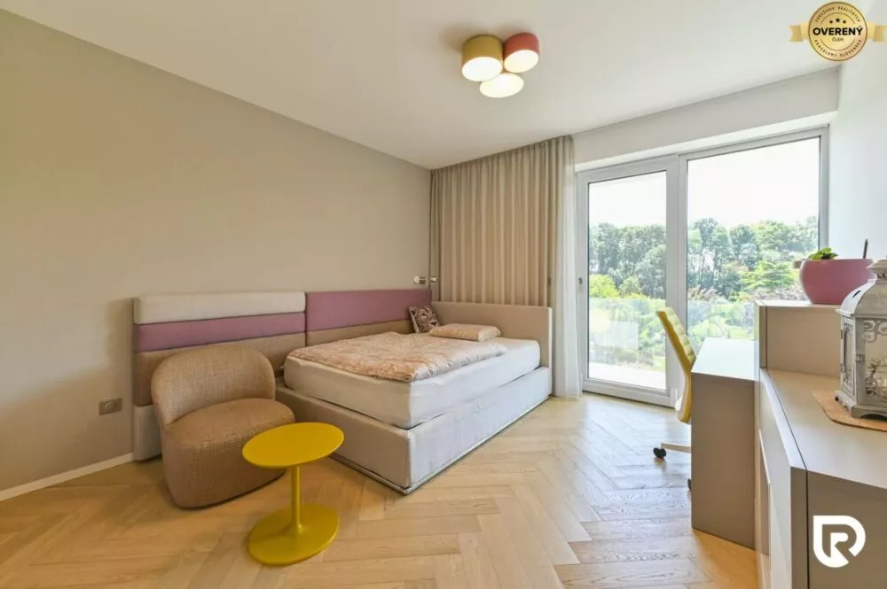 Rodinný dom na predaj 420m2, Križovany nad Dudváhom, 180377_9