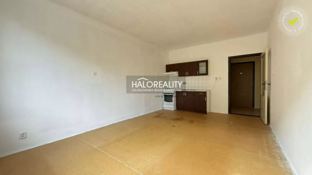 Garsonka na predaj 25m2, Nové Zámky, 180495_1
