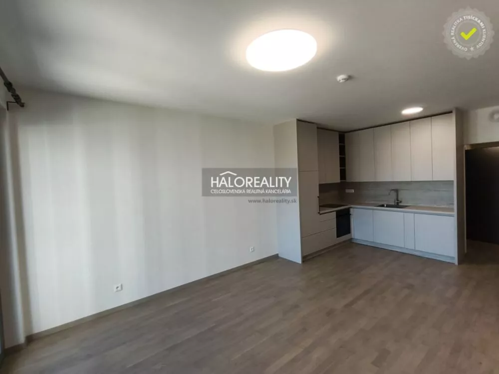 5 a viac izbový byt na predaj 35m2, Bratislava - Staré Mesto, 180899_2