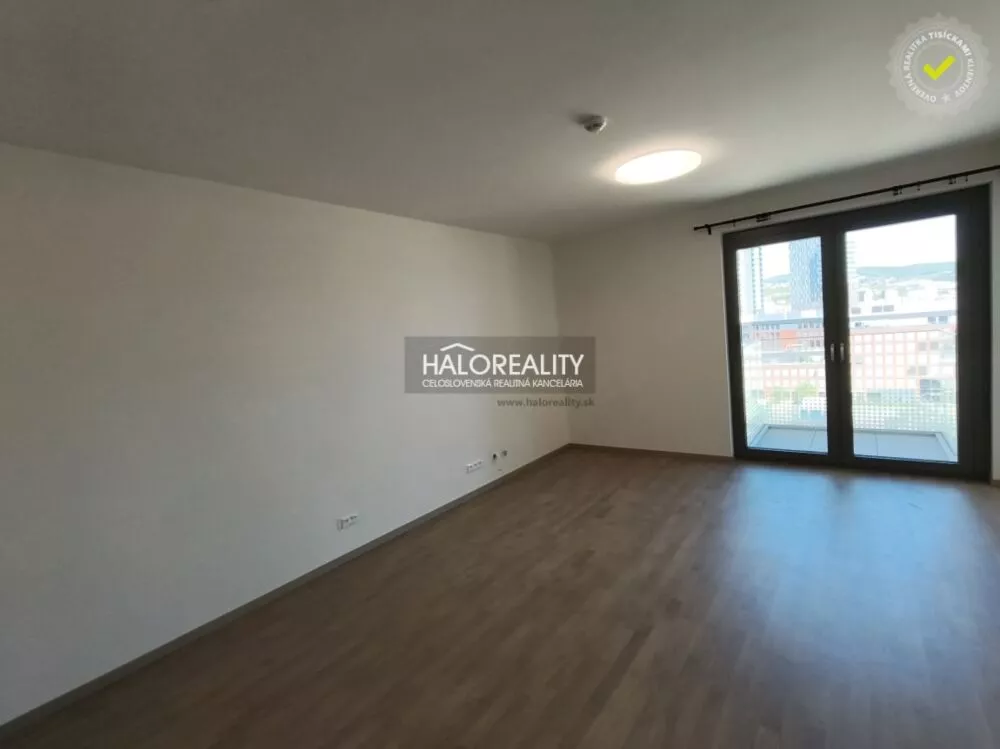 5 a viac izbový byt na predaj 35m2, Bratislava - Staré Mesto, 180899_3