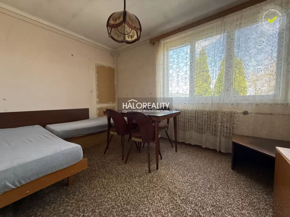 Rodinný dom na predaj 711m2, Oslany, 181041_11