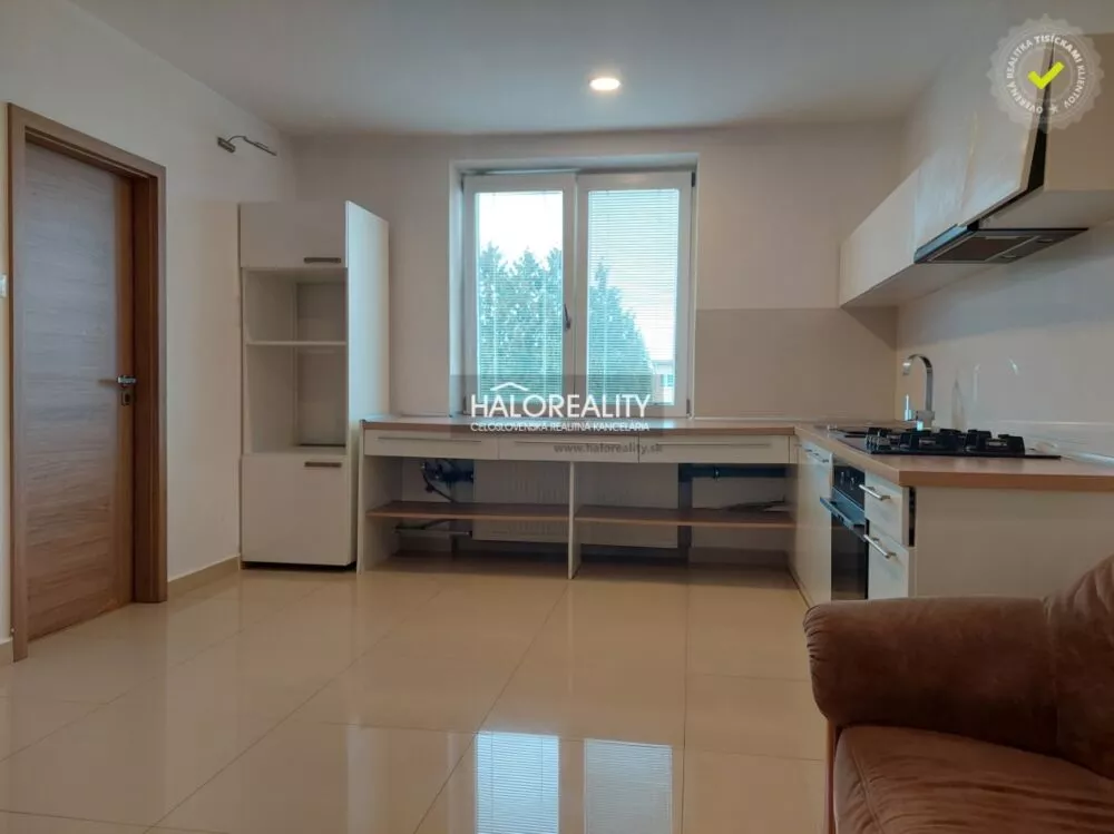 3 izbový byt na predaj 59m2, Prievidza, 178902_1