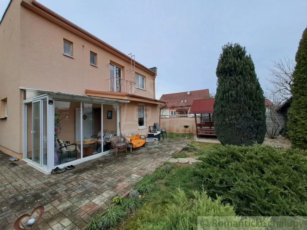 Rodinný dom na predaj 192m2, Veľké Ripňany, 179448_2