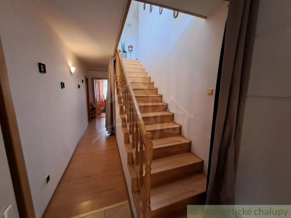 Rodinný dom na predaj 192m2, Veľké Ripňany, 179448_15