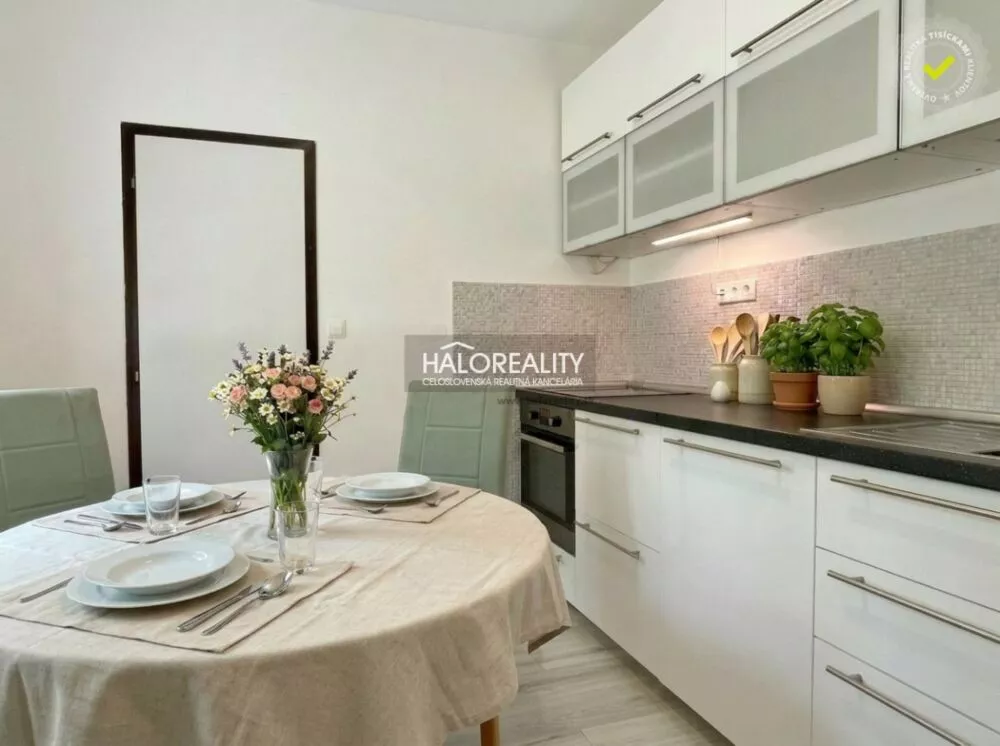 3 izbový byt na prenájom 82m2, Levice, 181358_1