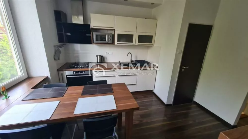 3 izbový byt na prenájom 93m2, Štúrova, Detva, 181382_0