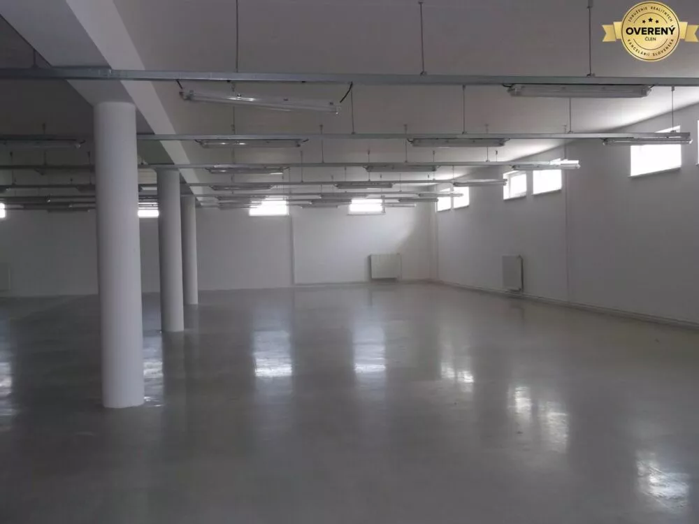 Skladové priestory na prenájom 700m2, Seredská, Trnava, 181811_0