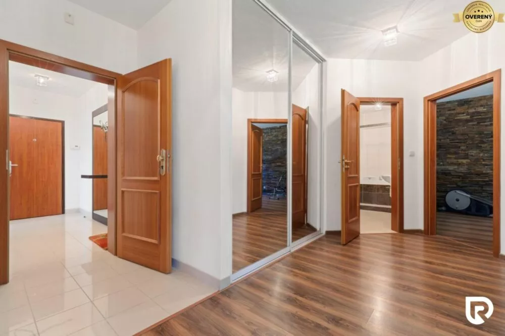 4 izbový byt na predaj 175m2, Čapkova, Bratislava - Staré Mesto, 182145_8