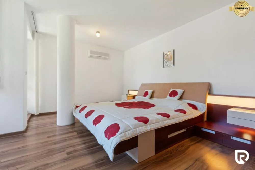 5 a viac izbový byt na predaj 175m2, Čapkova, Bratislava - Staré Mesto, 182146_8