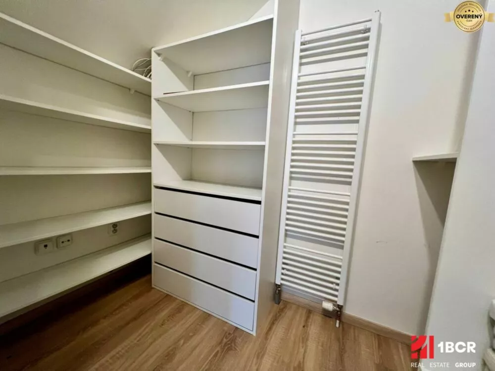 4 izbový byt na prenájom 214m2, Palackého, Bratislava - Staré Mesto, 182210_2