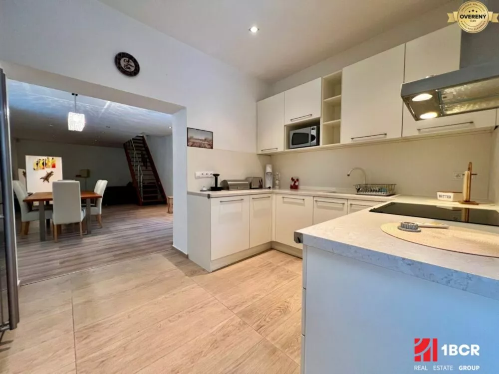 4 izbový byt na prenájom 214m2, Palackého, Bratislava - Staré Mesto, 182210_10