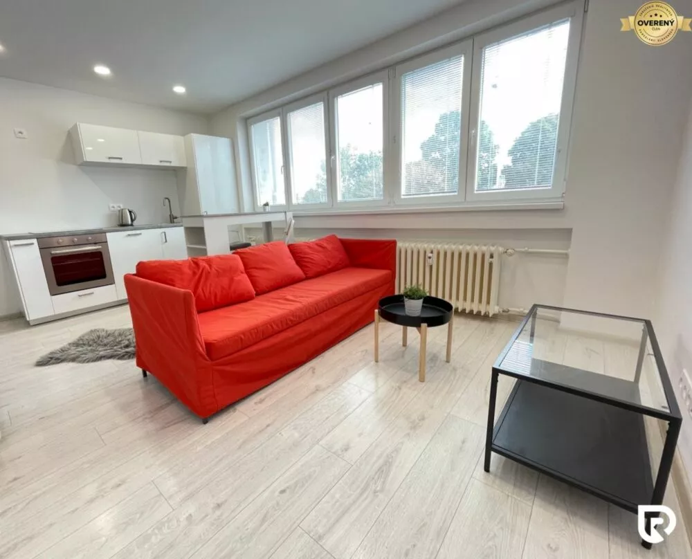 2 izbový byt na predaj 38m2, Vajnorská, Bratislava - Nové Mesto, 182302_0
