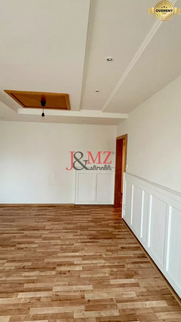 2 izbový byt na predaj 67m2, Levice, 182437_1