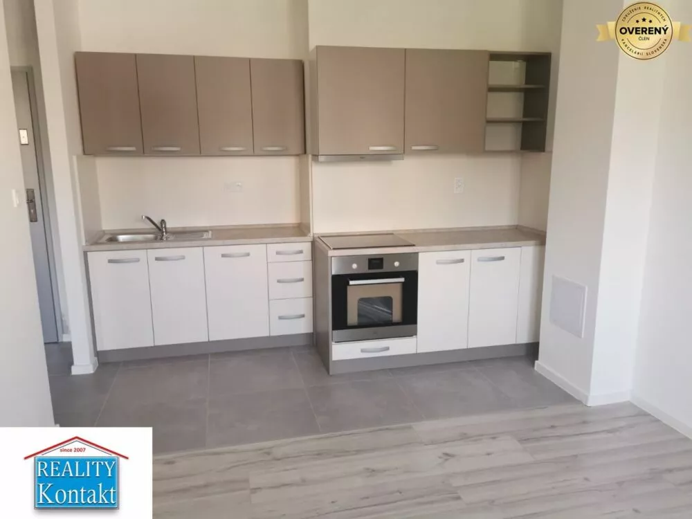1 izbový byt na prenájom 45m2, Nové Zámky, 182796_0